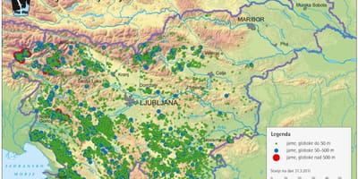 Slovenya mağaraları haritası 